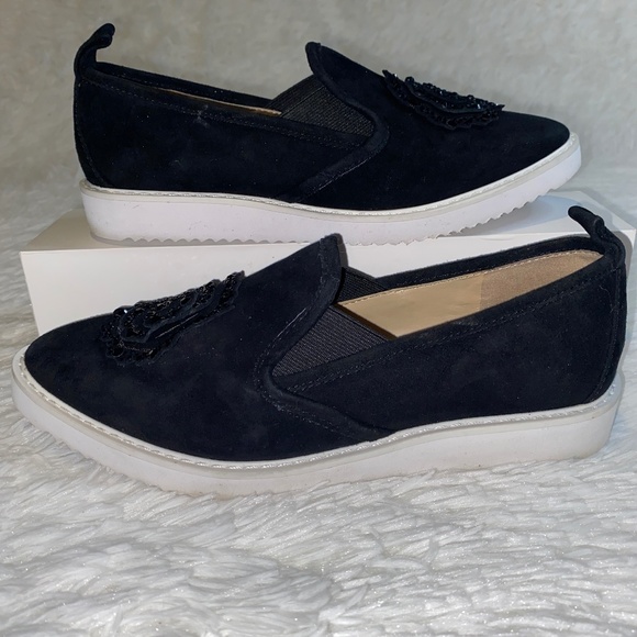 NWOT Karl Lagerfeld CYRA Suede Black Loafers SZ 6 - Picture 2 of 5